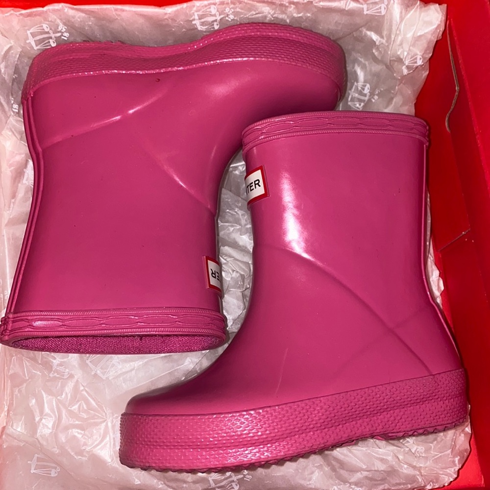 Hunter pink rain boots size 5